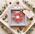 Personalized Red Daisy Floral Wax Melt Favor | Wedding & Bridal Shower Guest Gift | Custom Thank You Favor